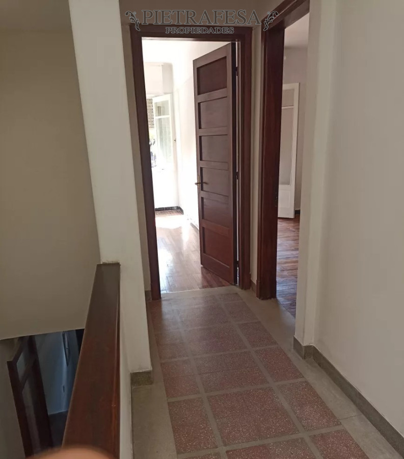 Casa ID.12164 - Casa en venta 4 dormitorios, 2 baños, azotea, unión