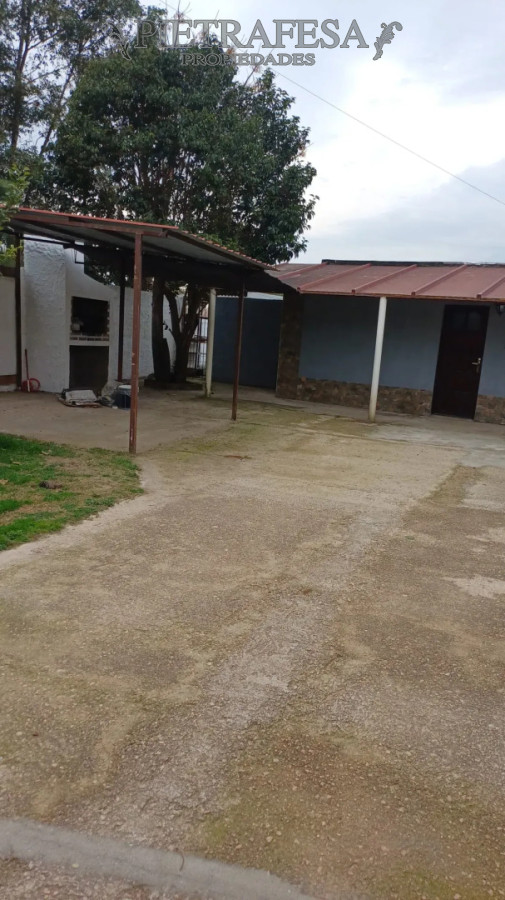 Casa ID.16155 - Casa en alquiler, 1 dormitorio, 1 baño, patio, cochera. Lagomar.