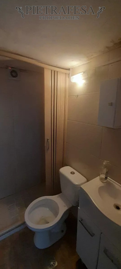 Casa ID.11239 - Casa en venta, 5 dormitorios, 1 baño-Aguada