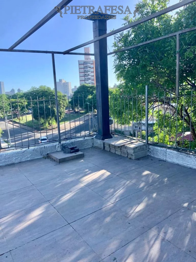 Casa ID.7852 - Casa en venta con renta 2 dormitorios, 1 baño y azotea-Juan de Dios Peza-Buceo