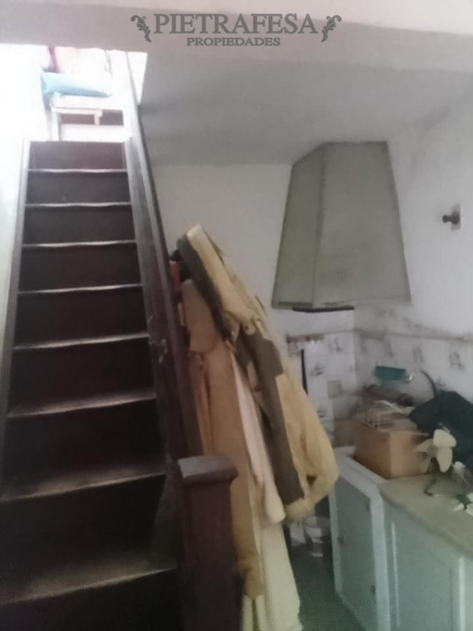 Casa ID.7268 - Casa mas apto en venta 6 dormitorios, 6 baños, fondo y cochera-Av. de las Instrucciones-Prado Norte