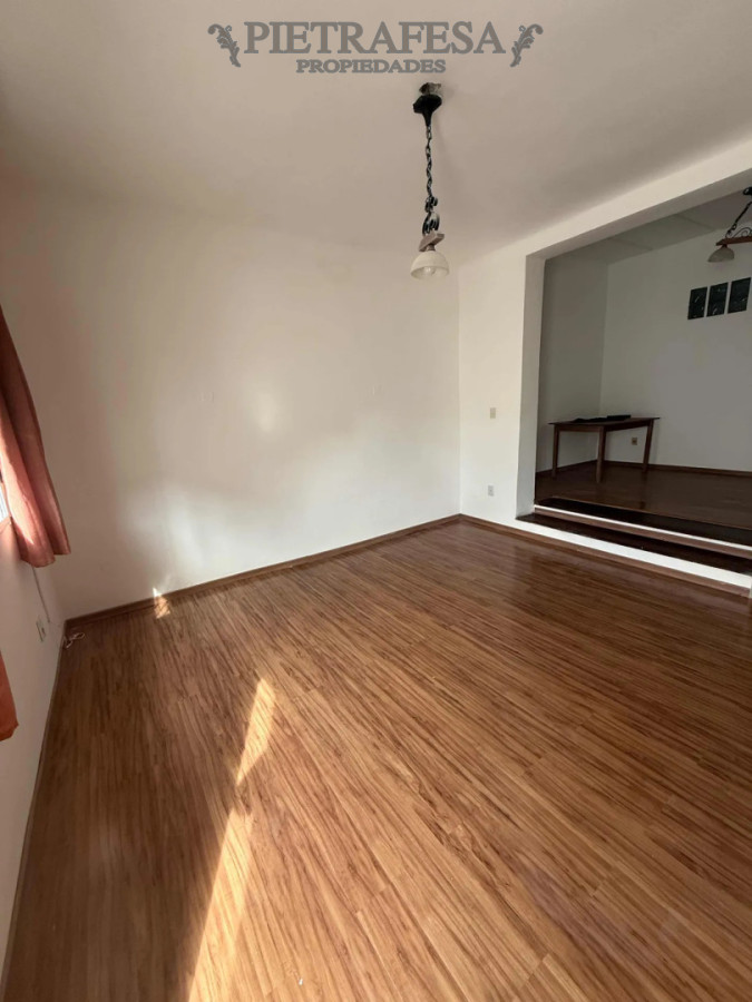 Casa ID.15153 - Casa en venta, 1 dormitorio, 1 baño. Prado.