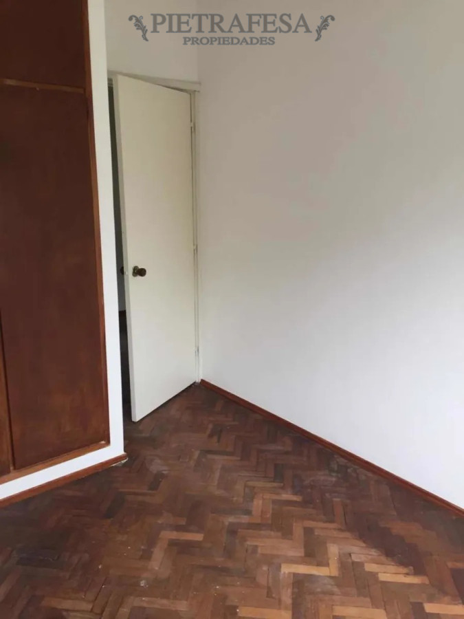 Casa ID.3342 - Casa en venta con renta 3 dormitorios 2 baños, fondo con parrillero y garaje-Costa Rica-Carrasco