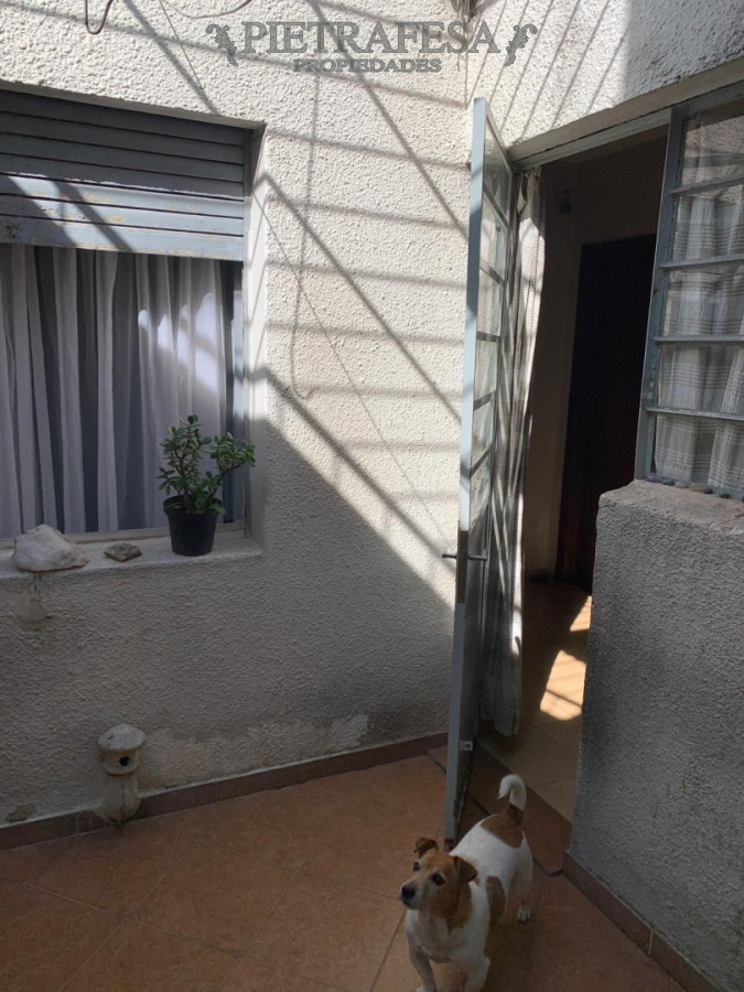 Casa ID.15788 - Casa en venta, 2 dormitorios, 2 baños, patio, garaje. Union.
