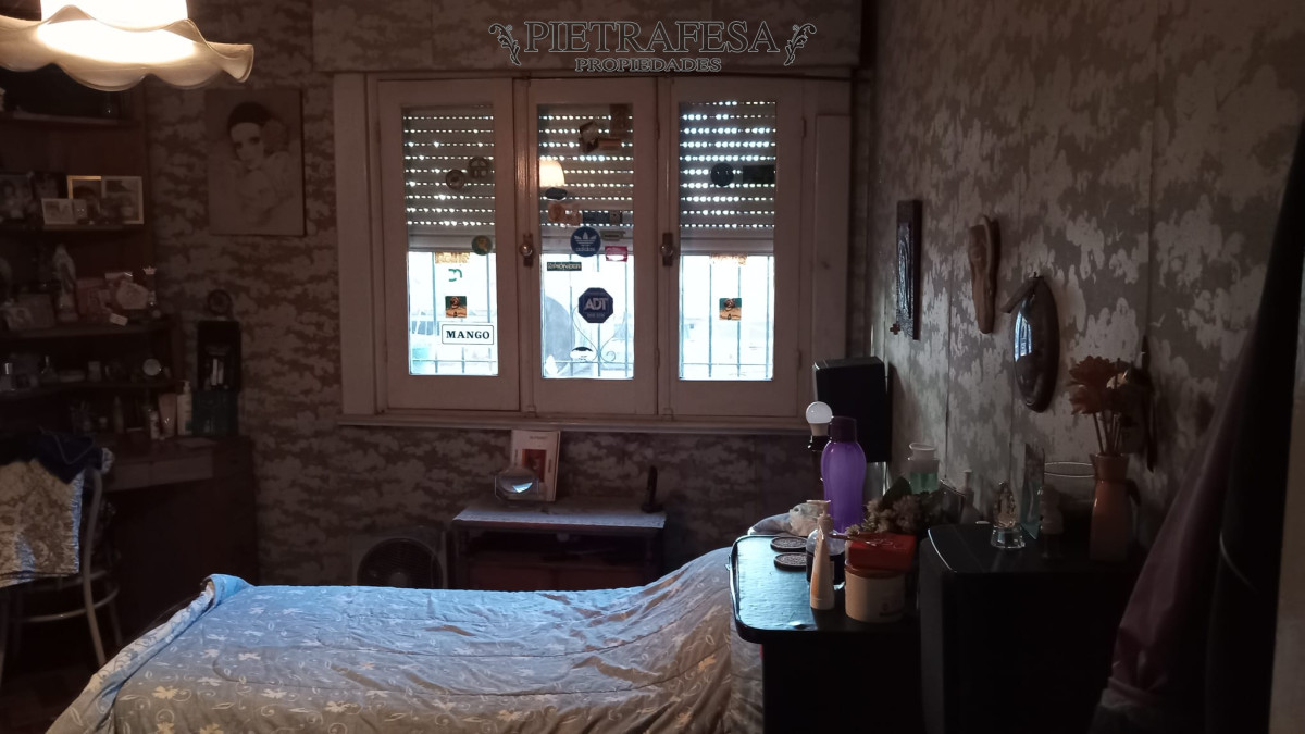 Casa ID.14635 - Casa en Venta 6 Dormitorios 2 baños  - Unión