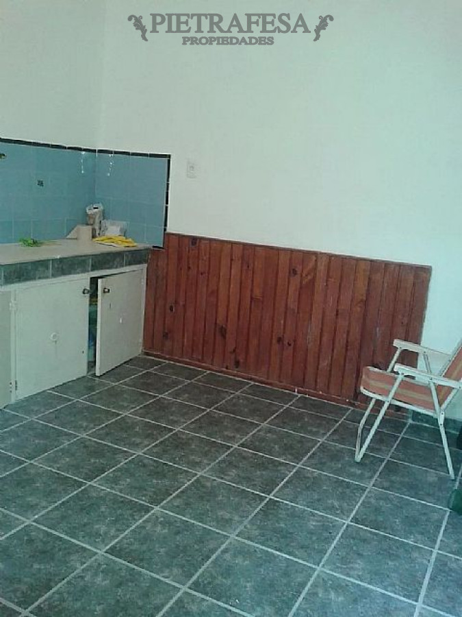 Casa ID.117 - Casa en venta 2 dormitorios 1 baño con patio y garaje- Gobernador Viana - Unión