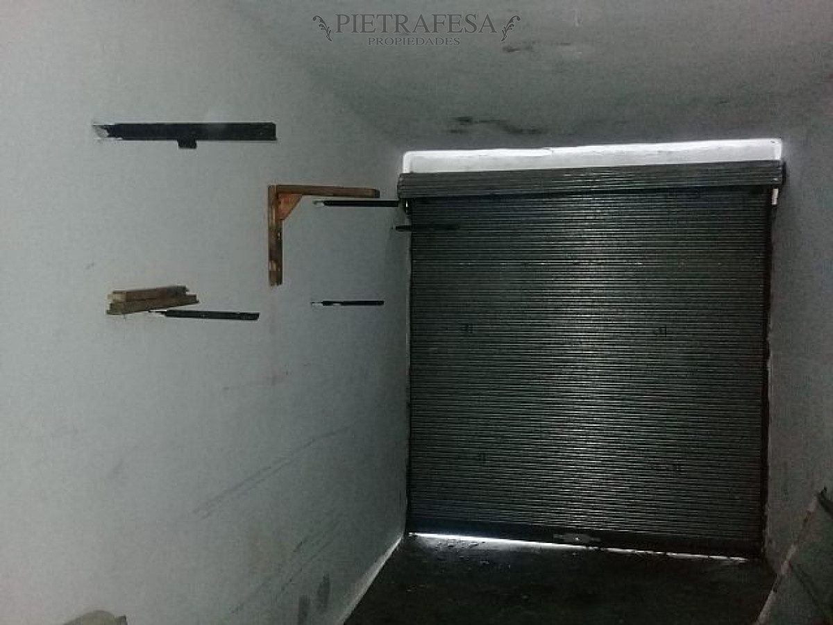 Casa ID.117 - Casa en venta 2 dormitorios 1 baño con patio y garaje- Gobernador Viana - Unión
