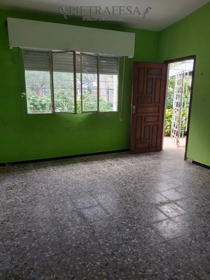 Casa ID.12899 - Casa y apto en venta, 2 dormitorios, patio-Belvedere