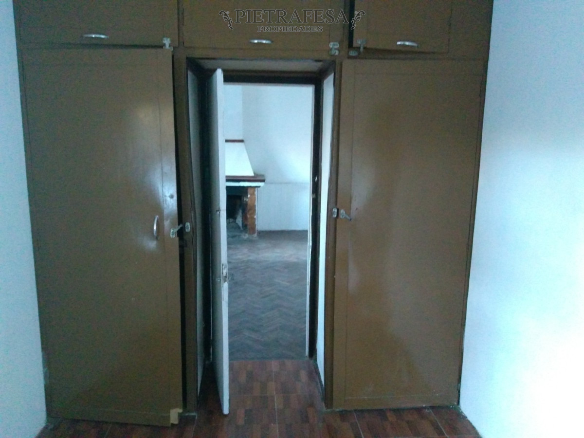 Casa ID.3910 - Casa en Venta con Renta - 2 dormitorios - 1 baño - Andres Gomez - Malvin