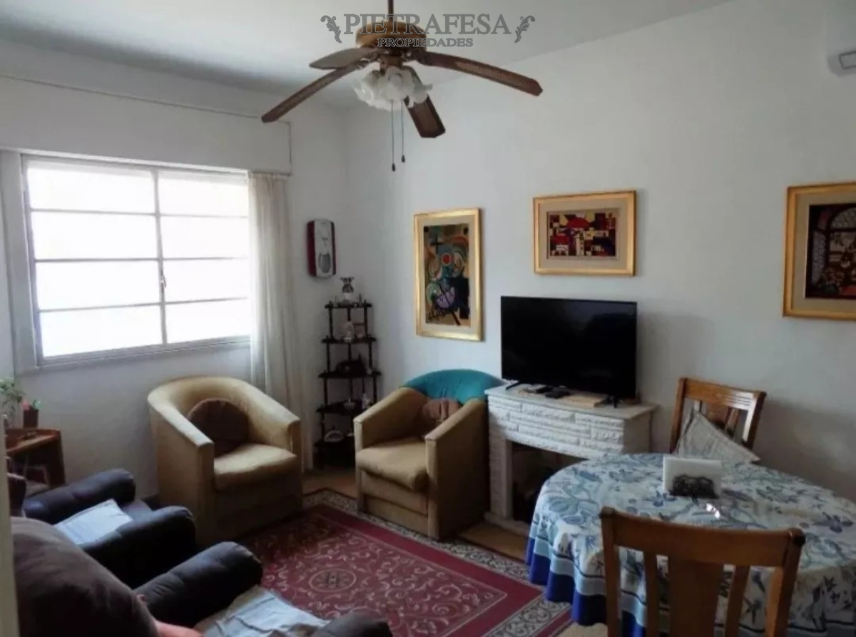 Casa ID.6121 - Casa en venta 2 dormitorios, 1 baño, balcón, azotea y garaje-José Antonio Cabrera -Unión