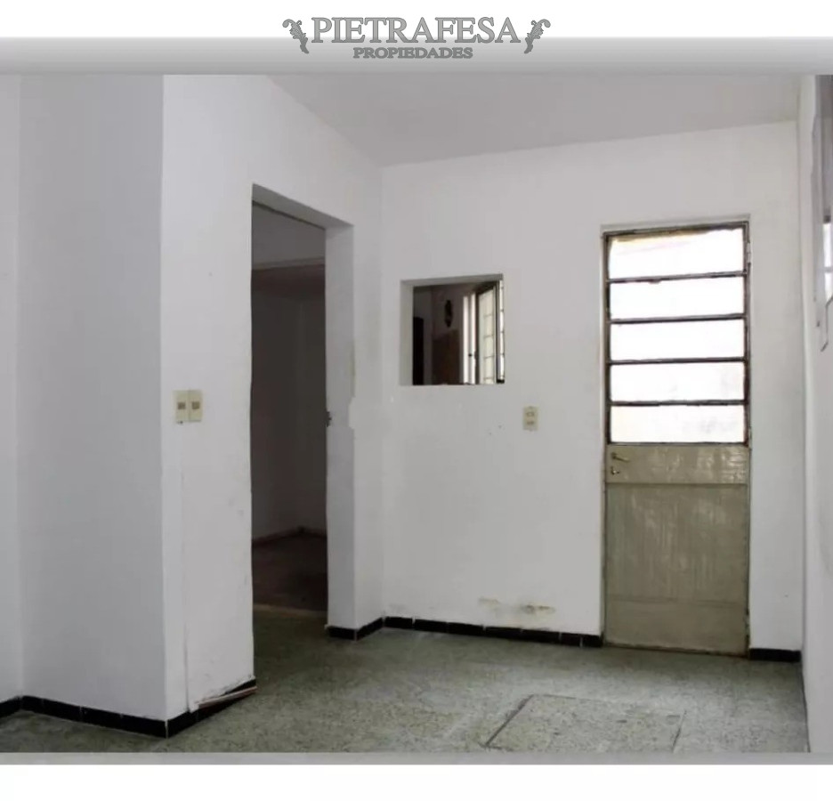 Casa ID.12899 - Casa y apto en venta, 2 dormitorios, patio-Belvedere