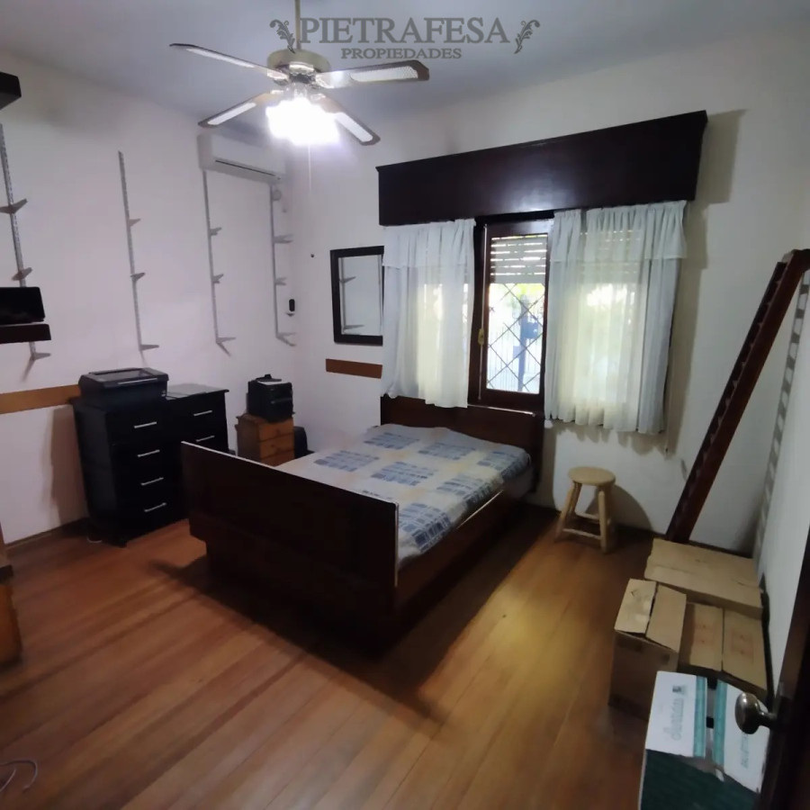 Casa ID.11507 - Casa en venta 3 dormitorios, 2 baños, barbacoa, cochera-Aires Puros