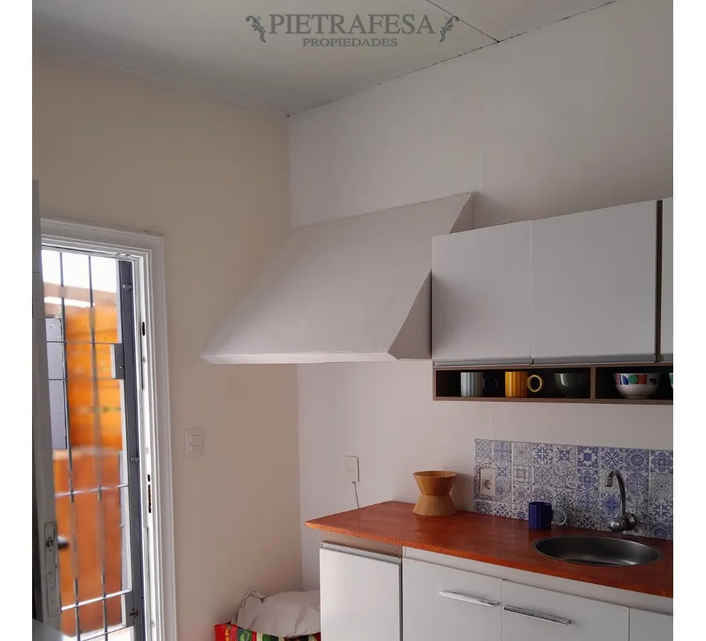 Casa ID.15008 - Casa en venta, 1 dormitorio, 1 baño, patio. Cerrito.