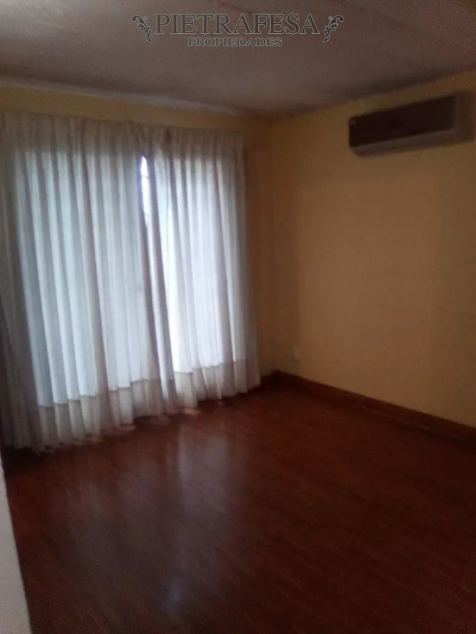 Casa ID.10325 - Casa en venta 3 dormitorios,1 baño, cochera-Malvin