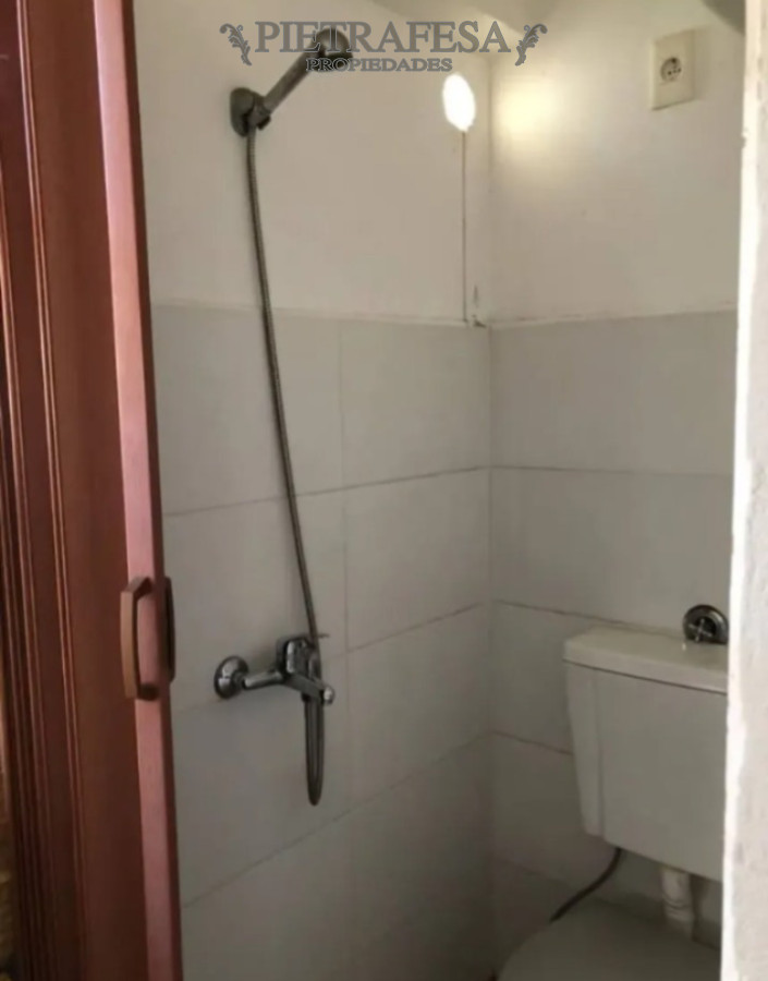 Casa ID.15197 - Casa en venta, 3 dormitorios, 2 baños, patio, cochera. La Teja.