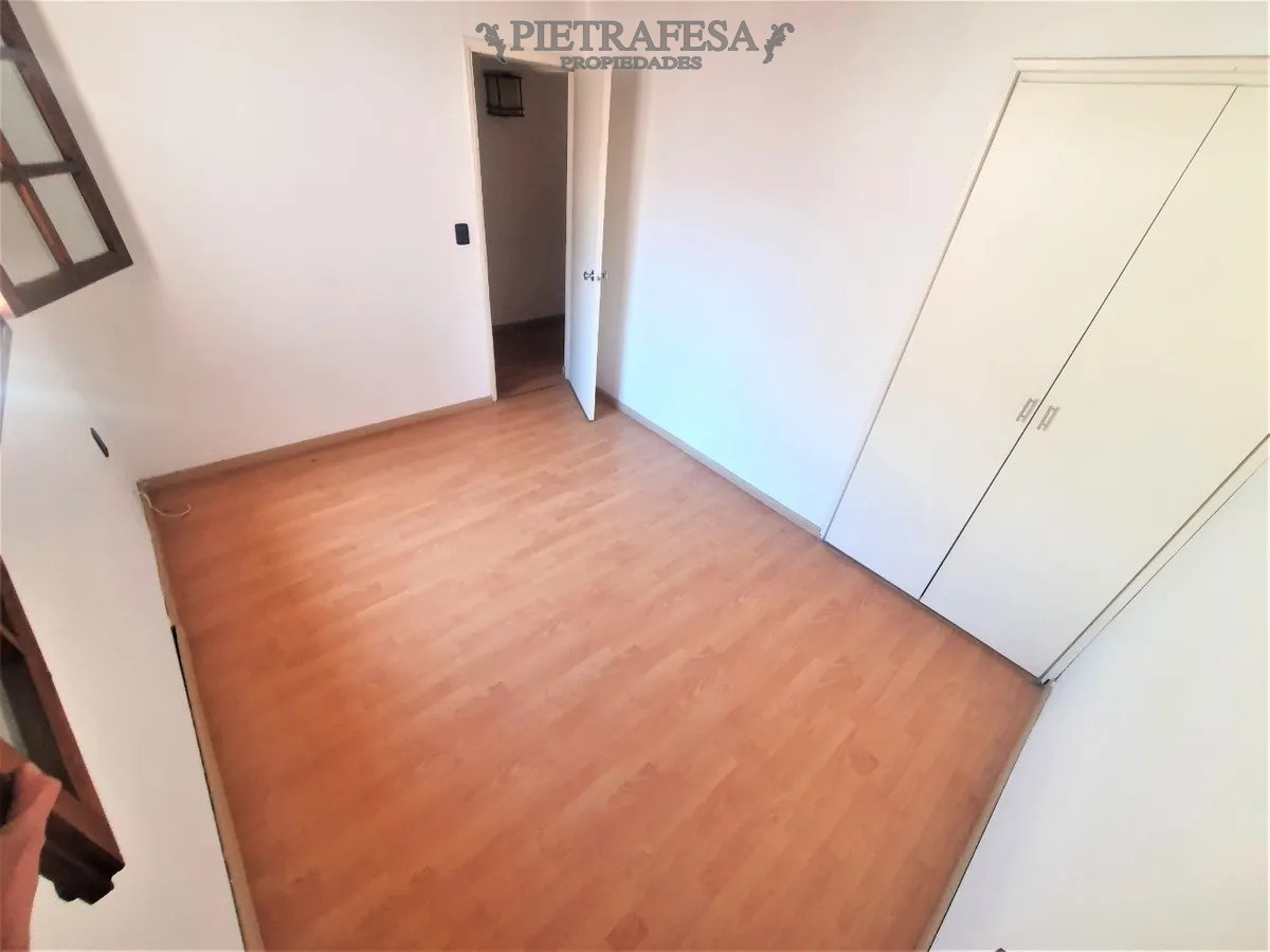 Casa ID.1868 - Venta casa dúplex con renta 2 dormitorios 1 baño- Minas- Palermo