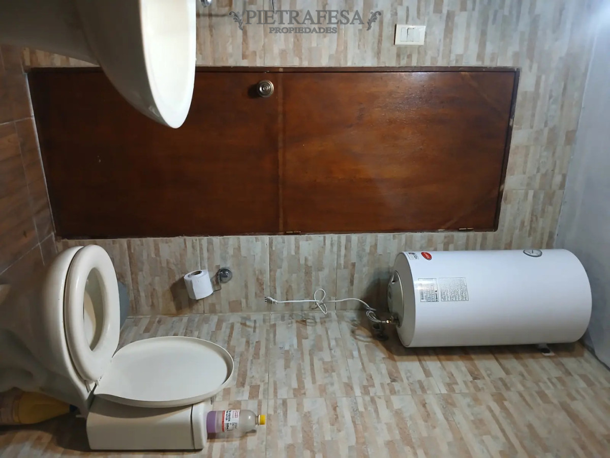 Casa ID.15328 - Casa en venta, 4 dormitorios, 1 baño, azotea. Ituzaingo.