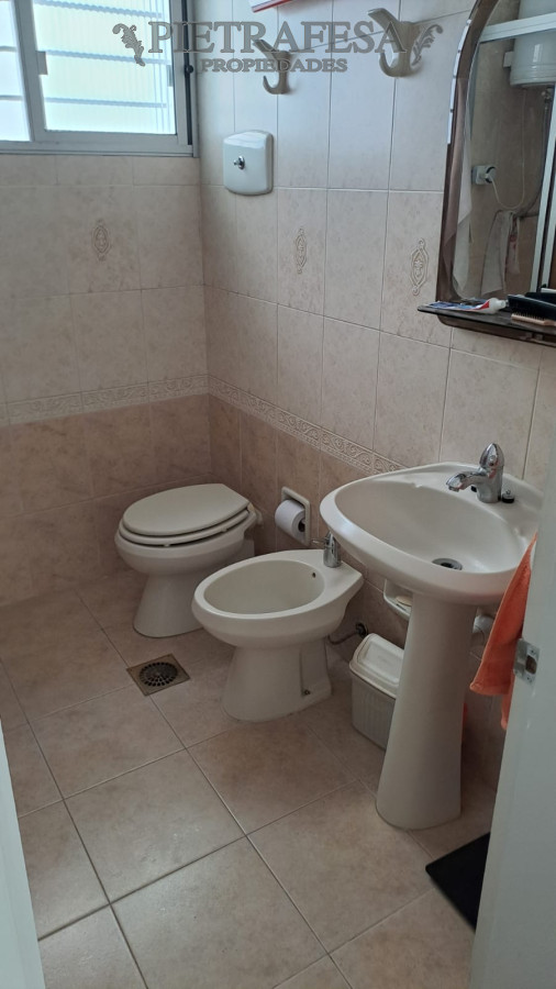 Casa ID.14035 - Casa En Cordón excelente ubicación! 3 Dorm Y Garage Padrón Único