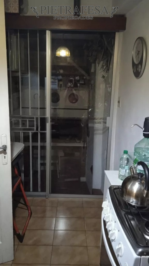 Casa ID.6121 - Casa en venta 2 dormitorios, 1 baño, balcón, azotea y garaje-José Antonio Cabrera -Unión