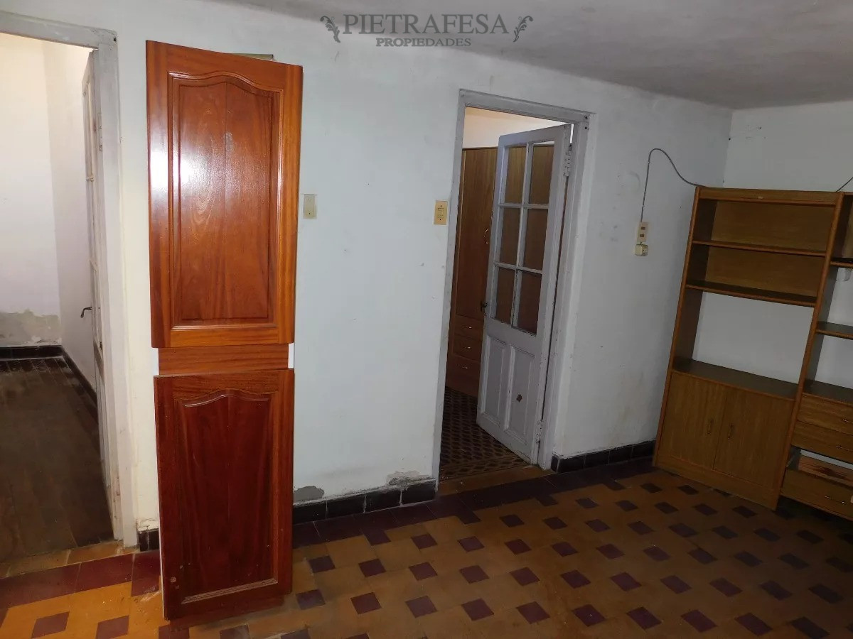 Casa ID.9412 - 3 casas a reciclar en venta, 5 dormitorios, 3 baños-Cordón