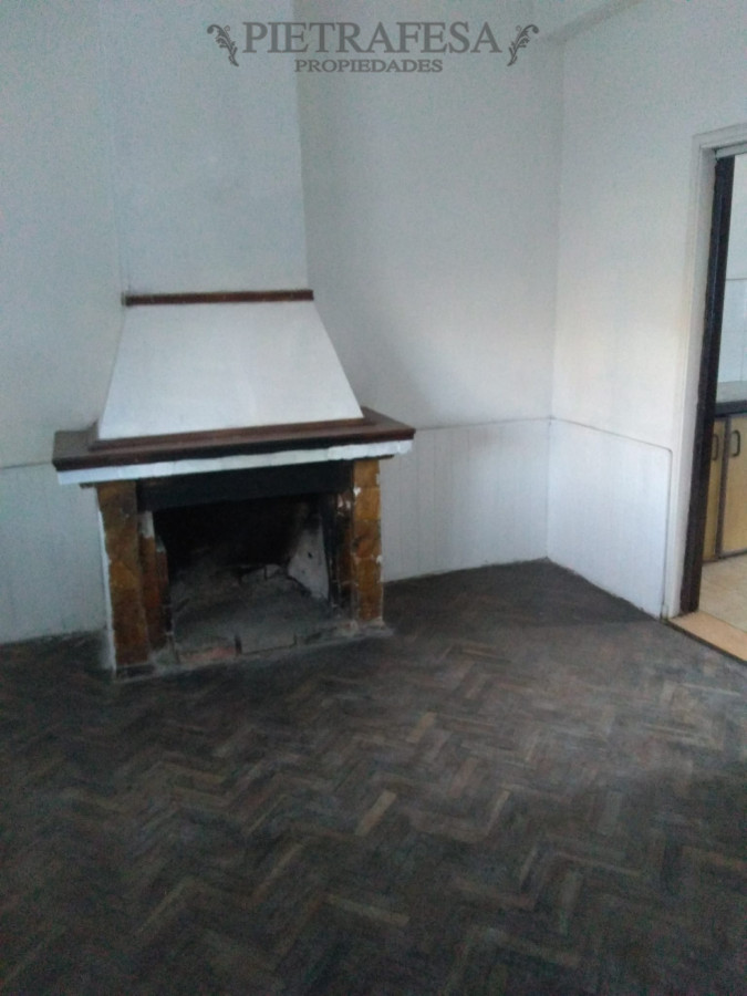 Casa ID.3910 - Casa en Venta con Renta - 2 dormitorios - 1 baño - Andres Gomez - Malvin