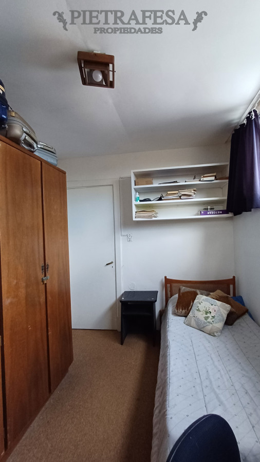 Casa ID.7322 - Casa en venta 5 dormitorios, 4 baños, fondo con piscina y garaje-Basilea-Carrasco