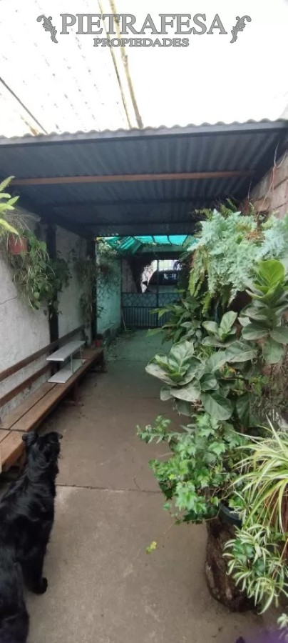Casa ID.10685 - 2 casas en venta, 6 dormitorios, 2 baños, cochera-Belvedere 