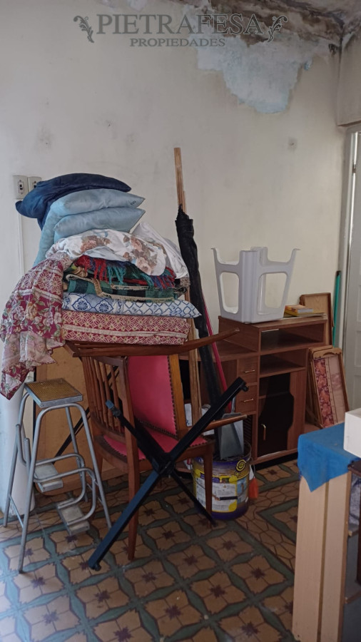 Casa ID.13895 - Casa a reciclar 2 dormitorios, 1 baño- Aires Puros 