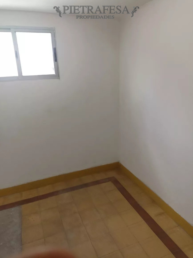 Casa ID.12164 - Casa en venta 4 dormitorios, 2 baños, azotea, unión