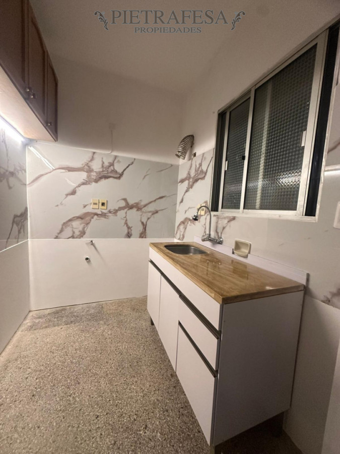 Casa ID.16546 - Venta de casa, 1 dormitorio, 1 baño . Ciudad Vieja