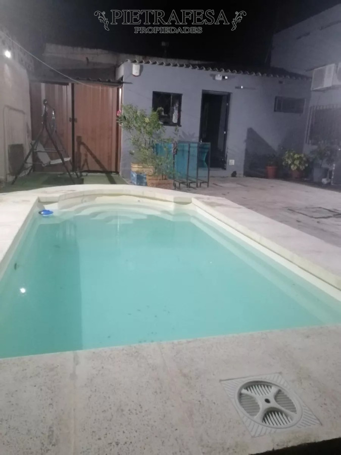Casa ID.6275 - Casa en venta 4 dormitorios, 2 baños, fondo, piscina y cochera-19 de Abril-Prado