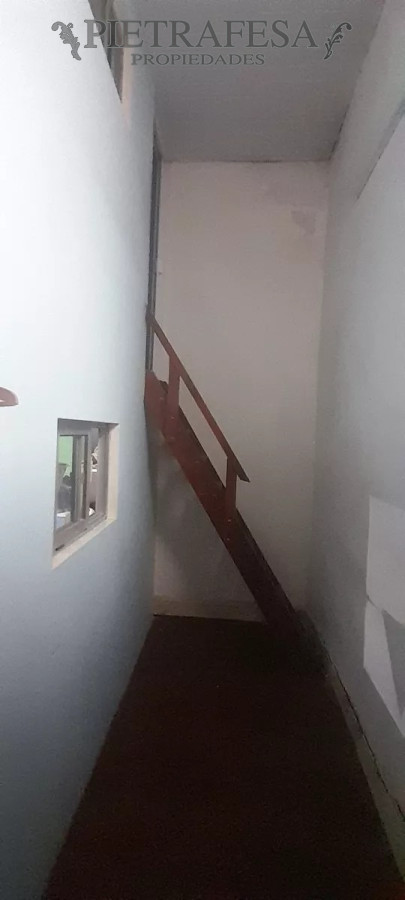 Casa ID.11239 - Casa en venta, 5 dormitorios, 1 baño-Aguada