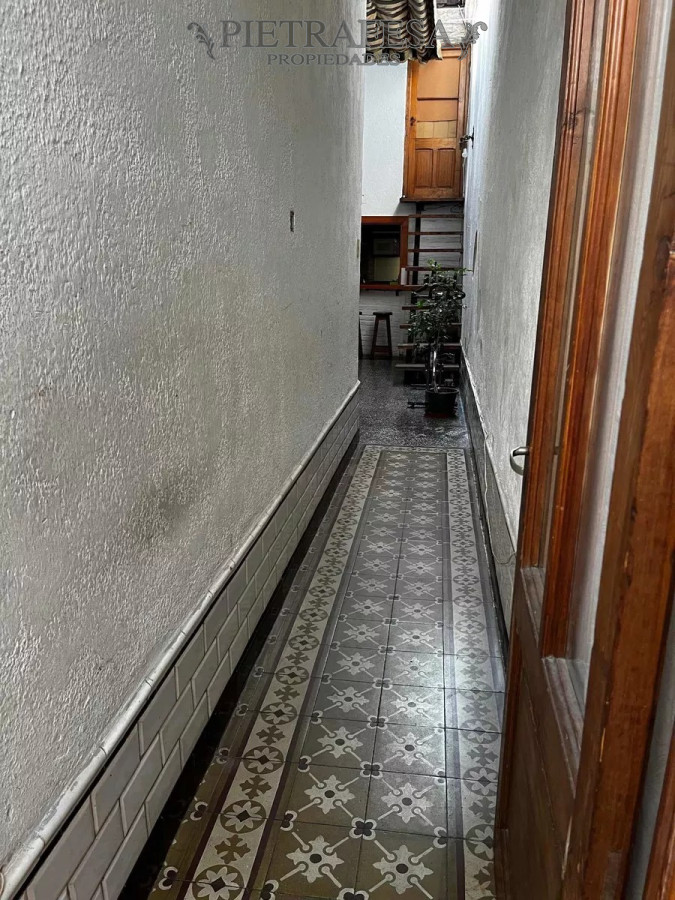 Casa ID.5778 - Casa en venta 4 dormitorios, 2 baños, patio, azotea y garaje-Charrúa -Cordón