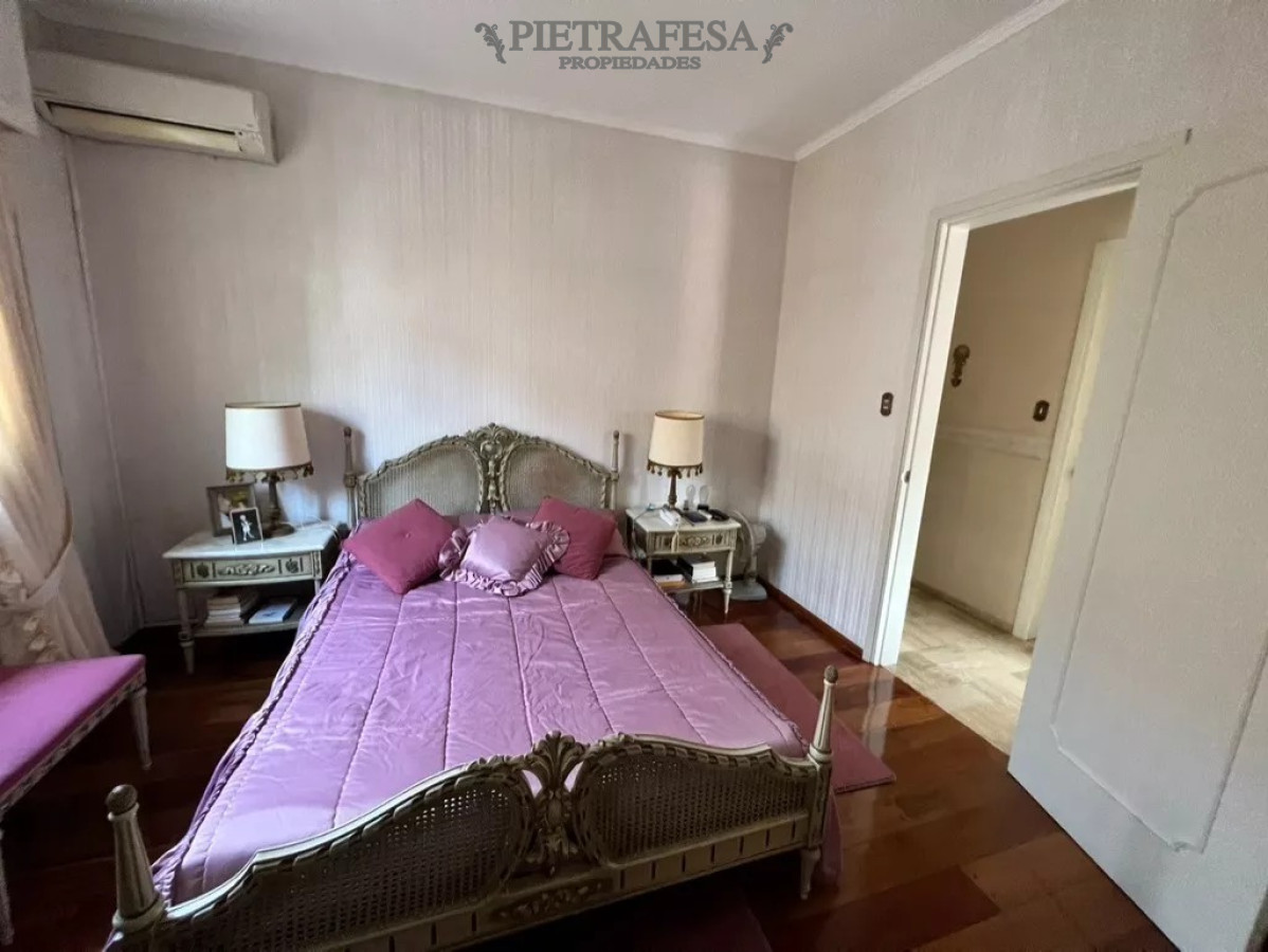 Casa ID.6504 - Casa en venta 3 dormitorios, 2 baños, fondo con parrillero y garaje-Lancasteriana - Carrasco Norte