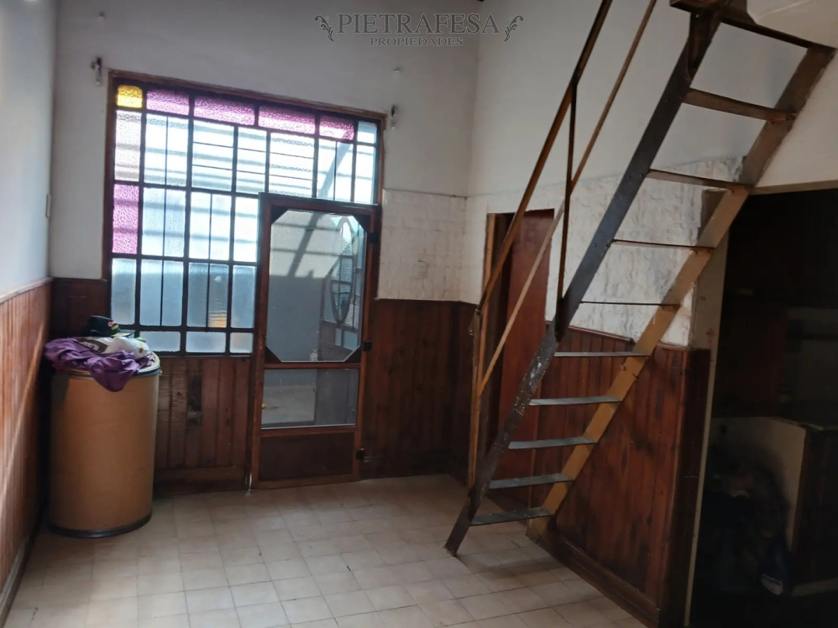 Casa ID.15328 - Casa en venta, 4 dormitorios, 1 baño, azotea. Ituzaingo.