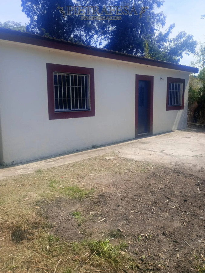 Casa ID.16348 - Casa en alquiler, 1 dormitorio, 1 baño, patio. Solymar.