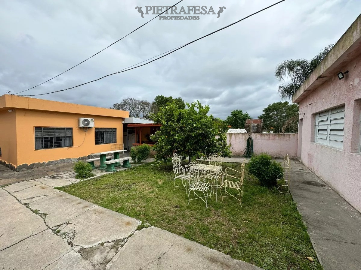Casa ID.12340 - Casa en venta 4 dormitorios, 1 baño, patio-Aires Puros