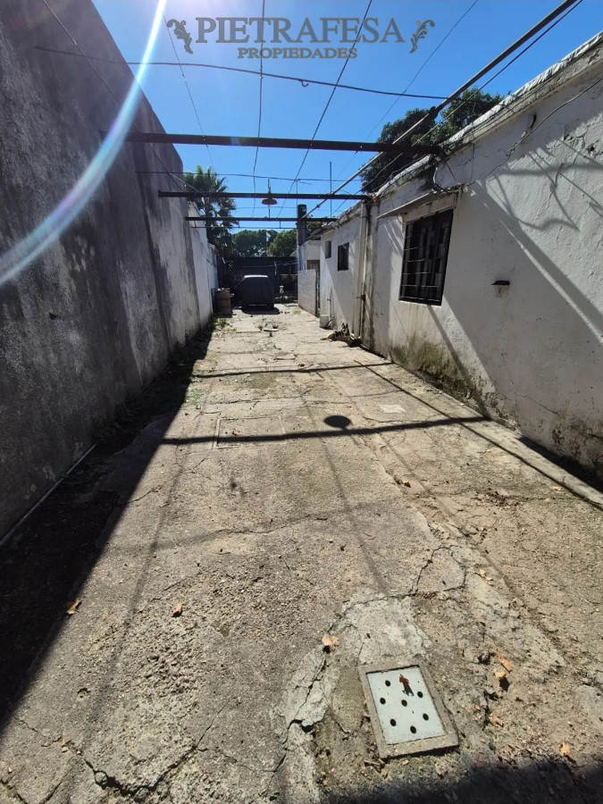 Casa ID.13856 - Ideal inversión, padrón con 3 casas en venta-Ituzaingó