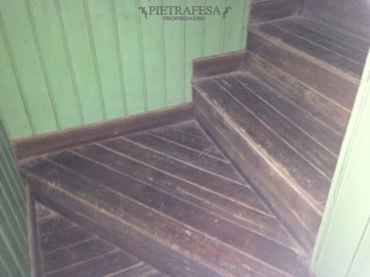 Casa ID.4307 - Casa en Venta + Comercio Rentado - 3 dormitorios - 2 baños - garaje - Aires Puros