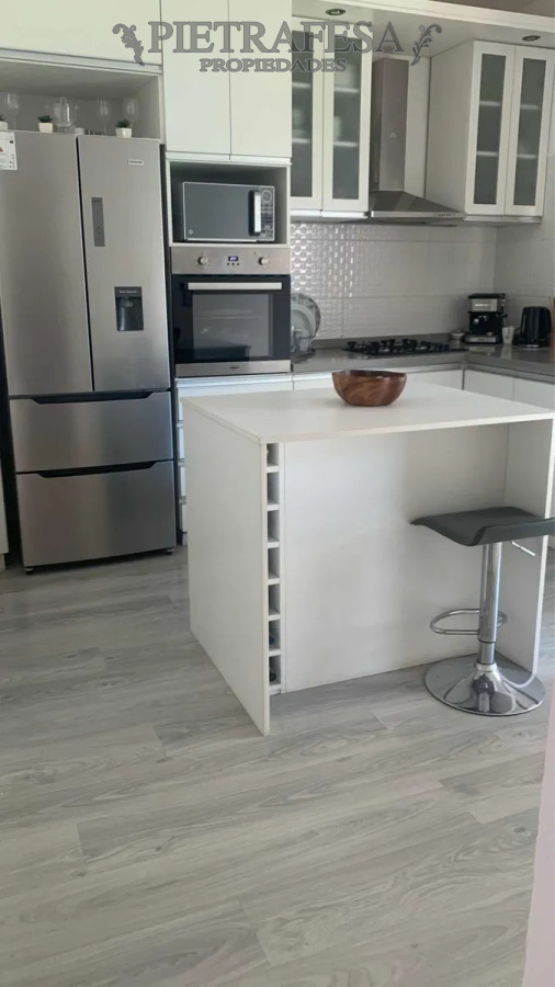 Casa ID.13503 - Casa en venta 1 dormitorios, 2 baños, patio, cochera- Maroñas 