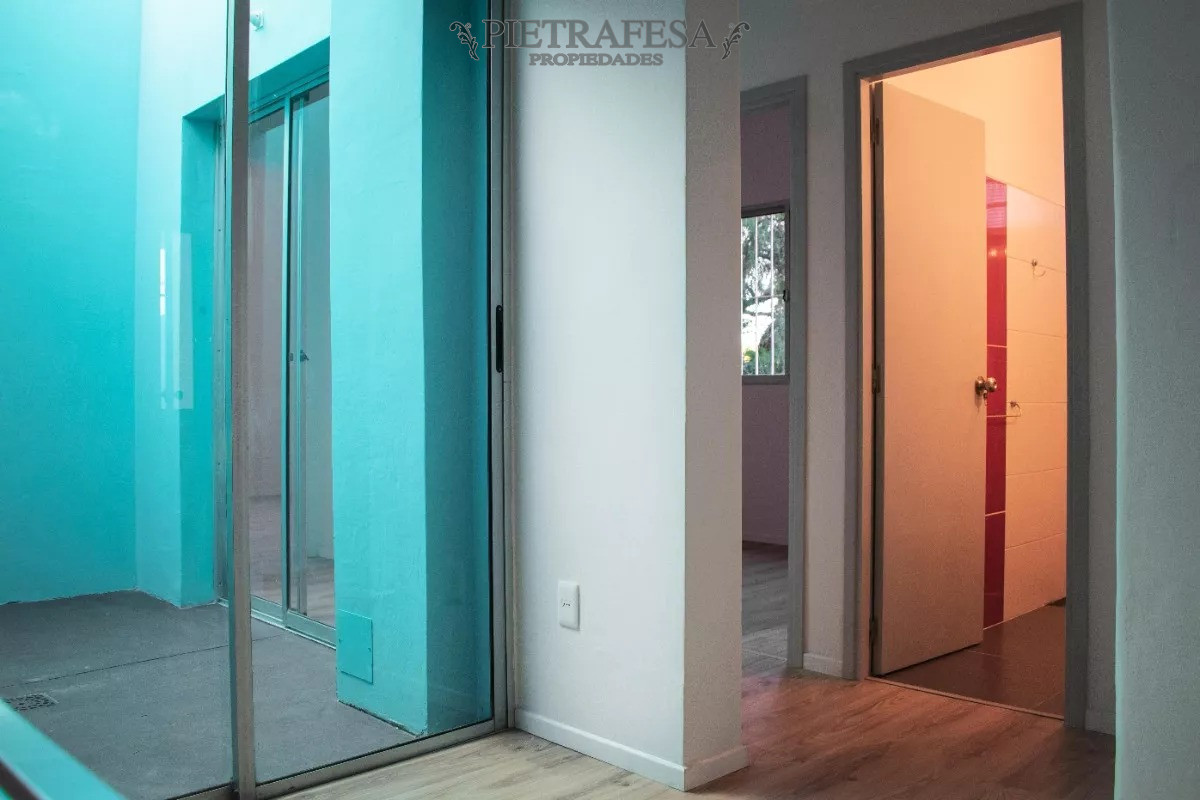 Casa ID.10150 - Casa en venta con renta 2 dormitorios, 1 baño, cochera y patio-Maroñas