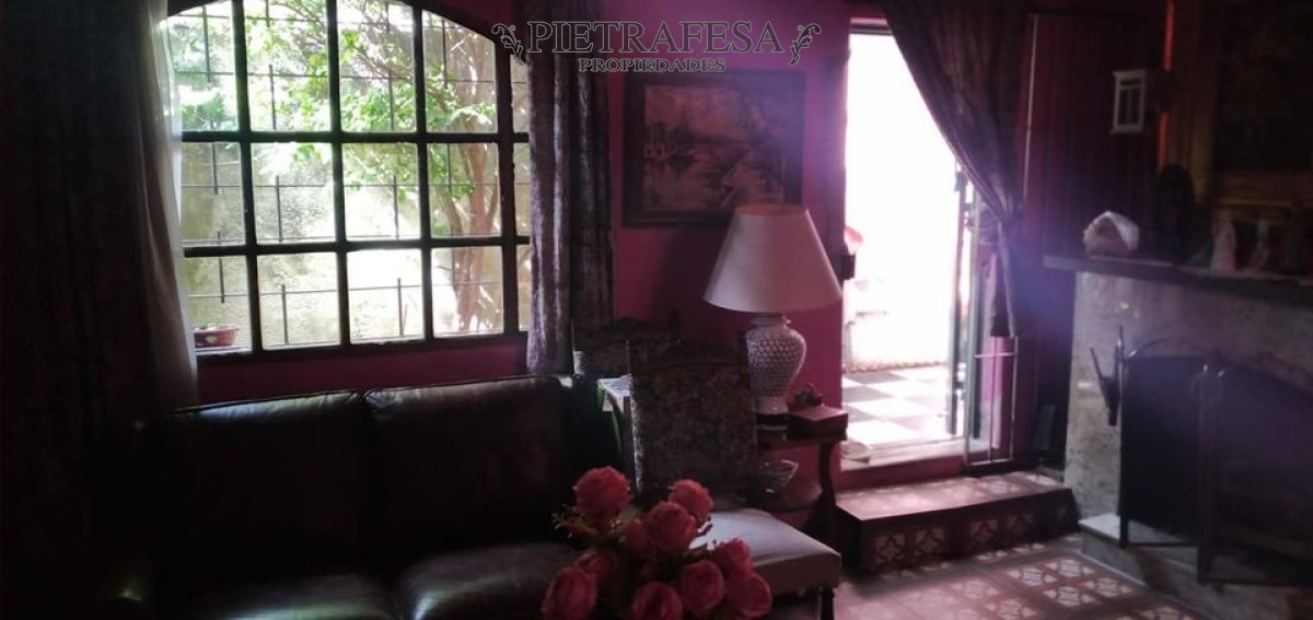 Casa ID.3428 - Casa en venta 3 dormitorios, 2 baños, patio, parrillero y garaje- Euclides Salari-Pérez Castellanos