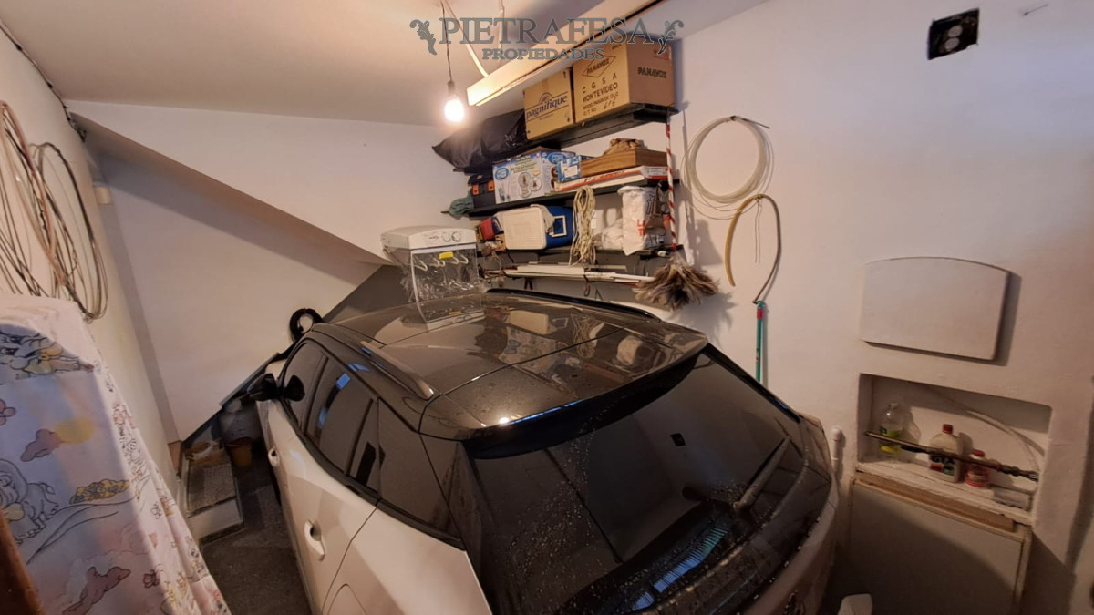 Casa ID.14035 - Casa En Cordón excelente ubicación! 3 Dorm Y Garage Padrón Único