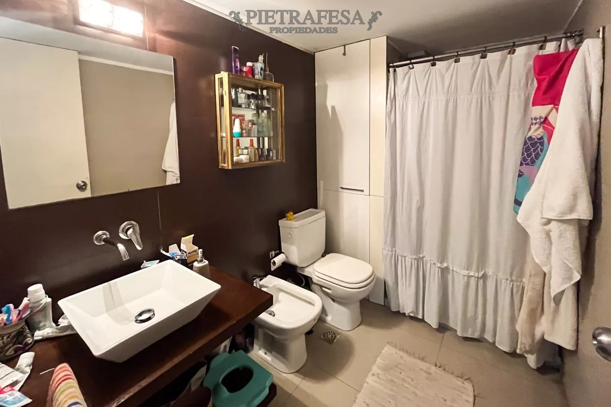 Casa ID.7855 - Casa en venta 3 dormitorios, 2 baños, terraza-Dr. Joaquín Requena-, Parque Rodó