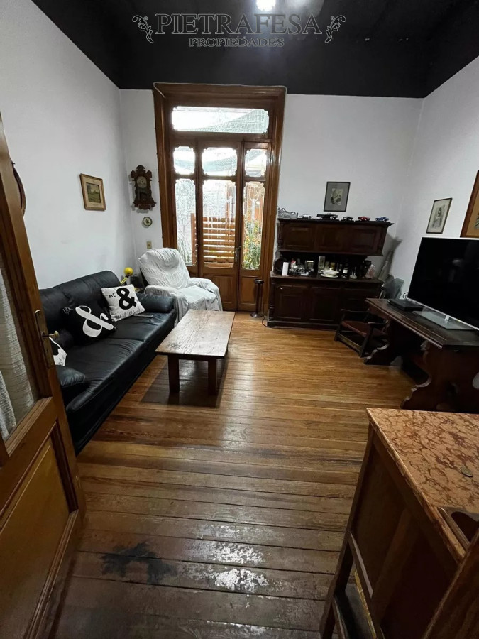Casa ID.5778 - Casa en venta 4 dormitorios, 2 baños, patio, azotea y garaje-Charrúa -Cordón