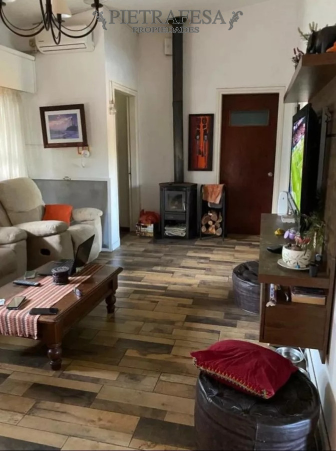 Casa ID.8814 -  Casa en venta, 4 dormitorios, 3 baños, fondo con parrillero, garaje, Av Gral Rivera, Malvin