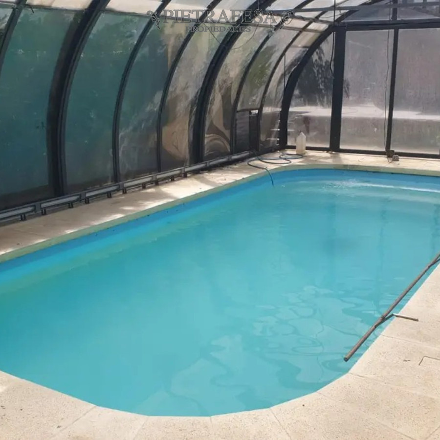 Casa ID.4800 - Casa en venta, 5 dormitorios, 3 baños, garaje, barbacoa, piscina, Mar del Plata, Carrasco.