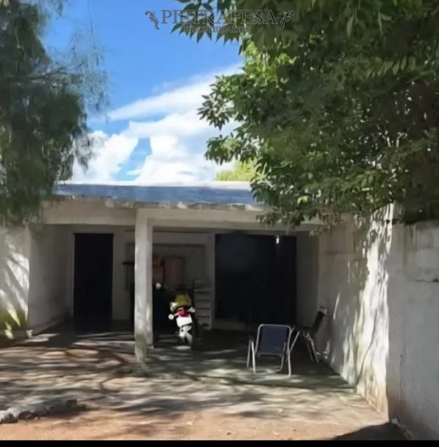 Casa ID.13862 - 2 casas en venta con gran terreno- Lezica 