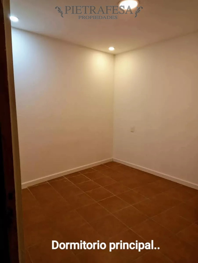 Casa ID.11878 - Casa en venta con renta, 2 dormitorios, terraza con parrillero-Unión