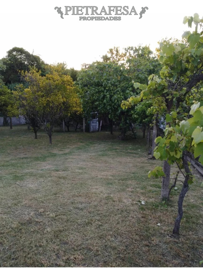 Casa ID.11069 - Casa en venta con renta 3 dormitorios, 2 baños,gje-Colón